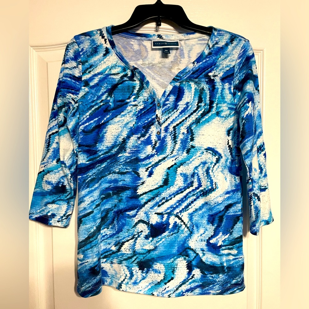 Karen Scott PM beautiful blue blouse